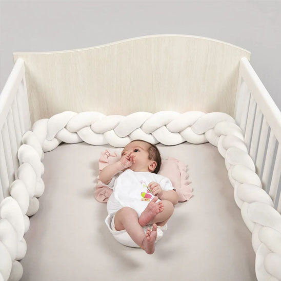 Tresse de lit bébé